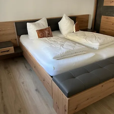 Otto-maigler-see-koeln-huerth Lägenhet *